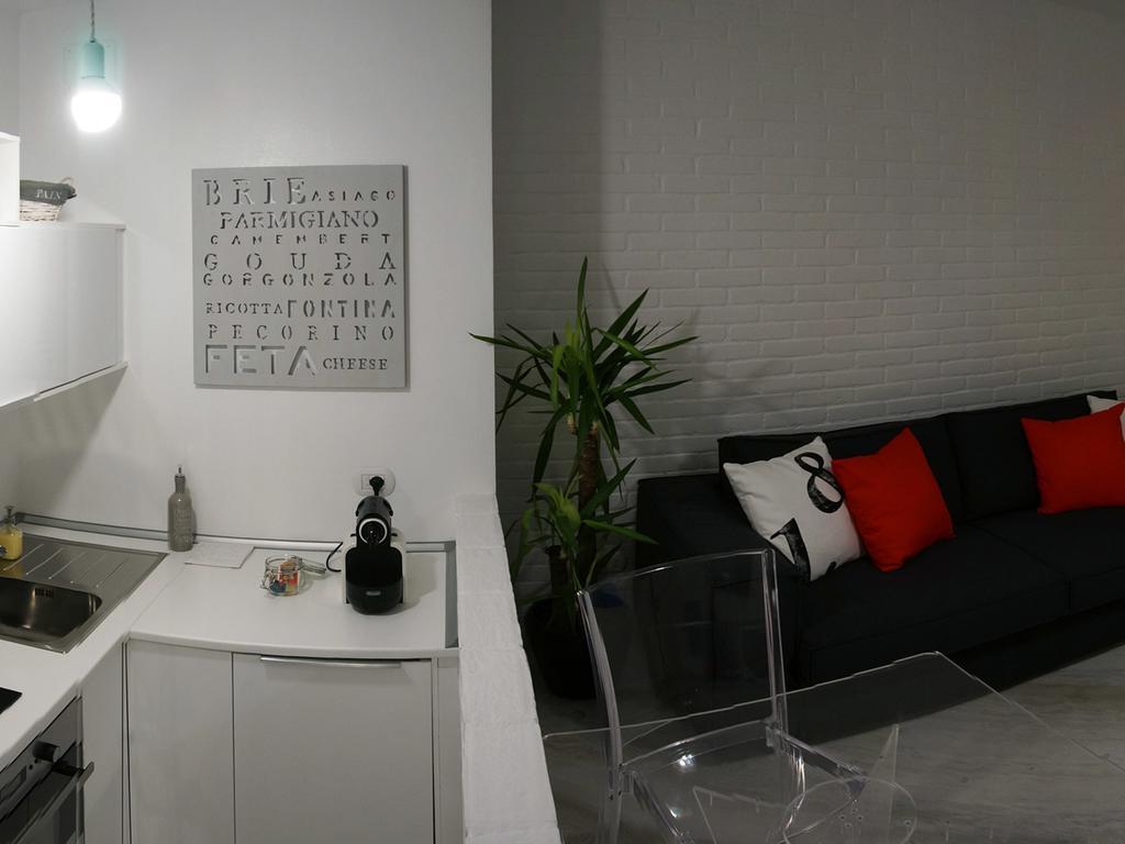 Les Suites Di بارما الغرفة الصورة